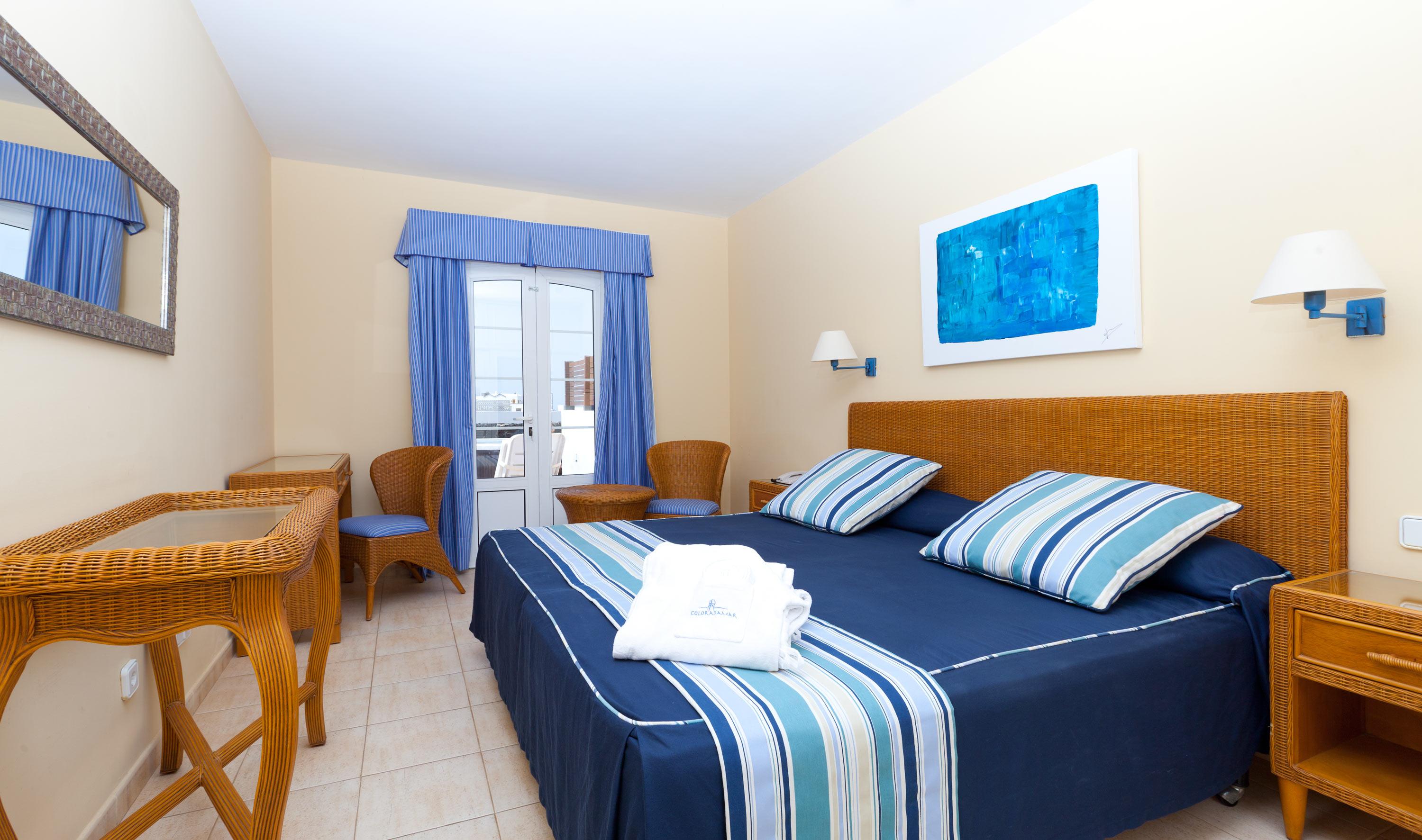Apartamentos Livvo Coloradamar Playa Blanca  Exterior photo