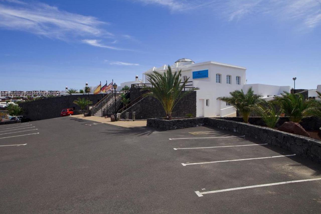 Apartamentos Livvo Coloradamar Playa Blanca  Exterior photo